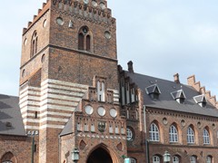 38-Roskilde Radhuset met Staendertovet van vroegere Laurentiuskerk