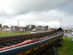 48-46-Roskilde  Roskildefjord met vissers en vikingschepenmuseum